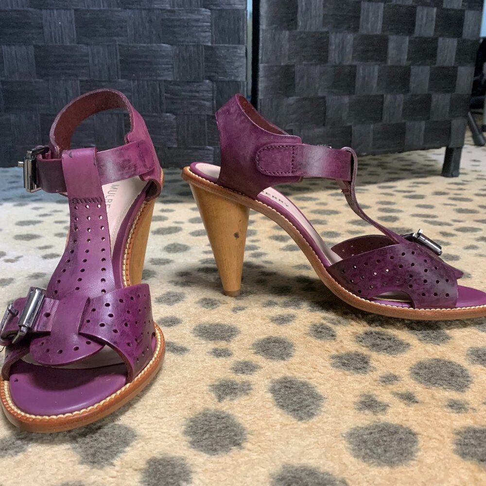 Mulberry Burgundy color leather sandals with heel, size 38